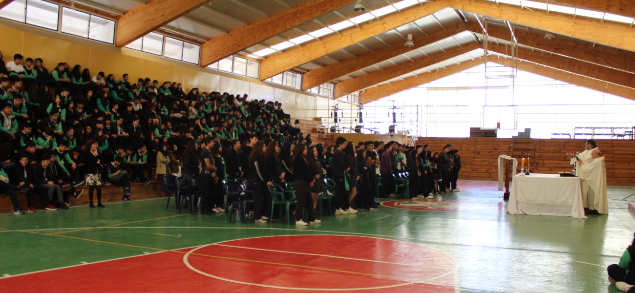 COLEGIO CELEBRA MISA POR LA PAZ Y LA JUSTICIA